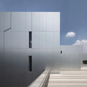 陽極氧化鋁單板